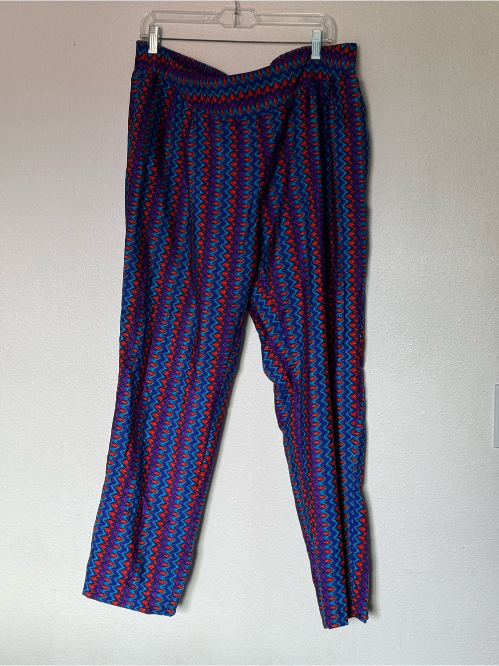 Bisou Bisou Multicolor Zigzag Print Pants - Blue, Red, Purple